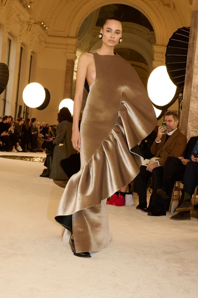 Look 23